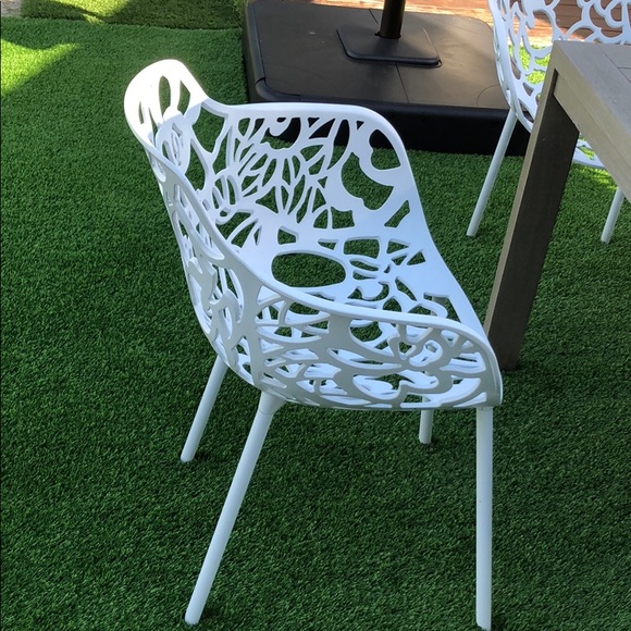 Outdoor dining chairs - Picture 3 of 3